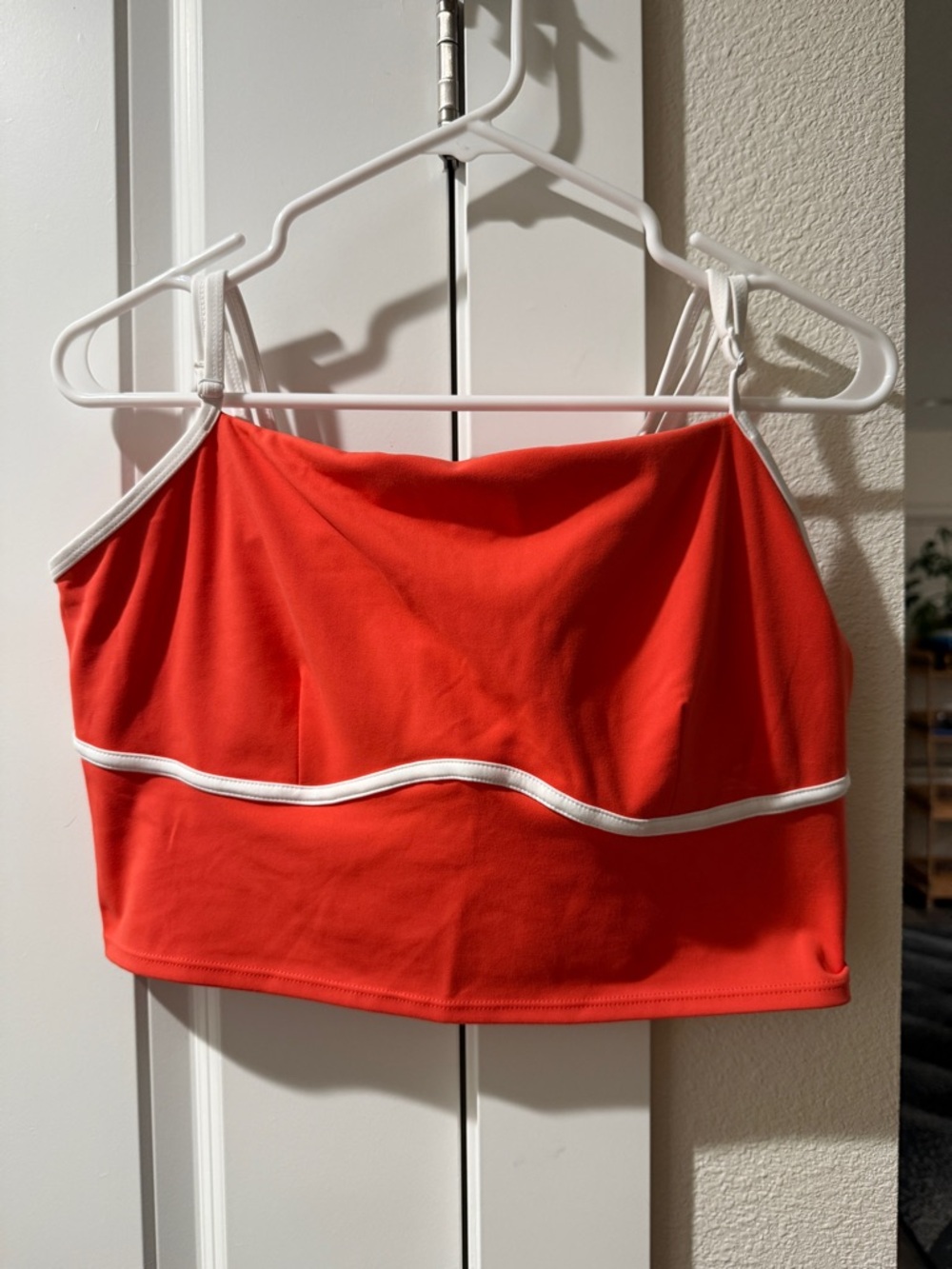JoyLab Coral Cropped Tank with White Piping